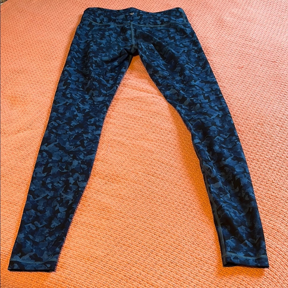Lululemon Athletica Blue Camouflage Leggings